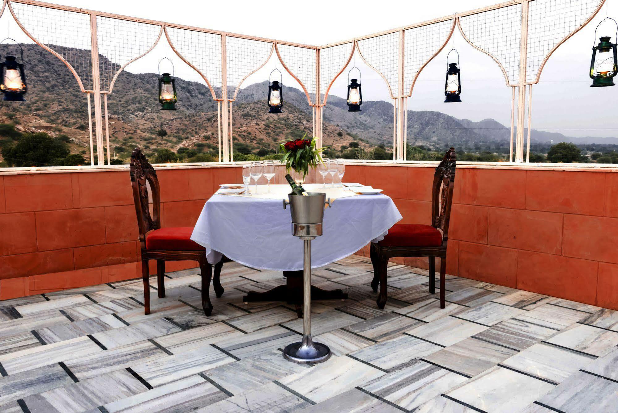 Pratap Mahal Pushkar Ihcl Seleqtion Hotel Exterior photo