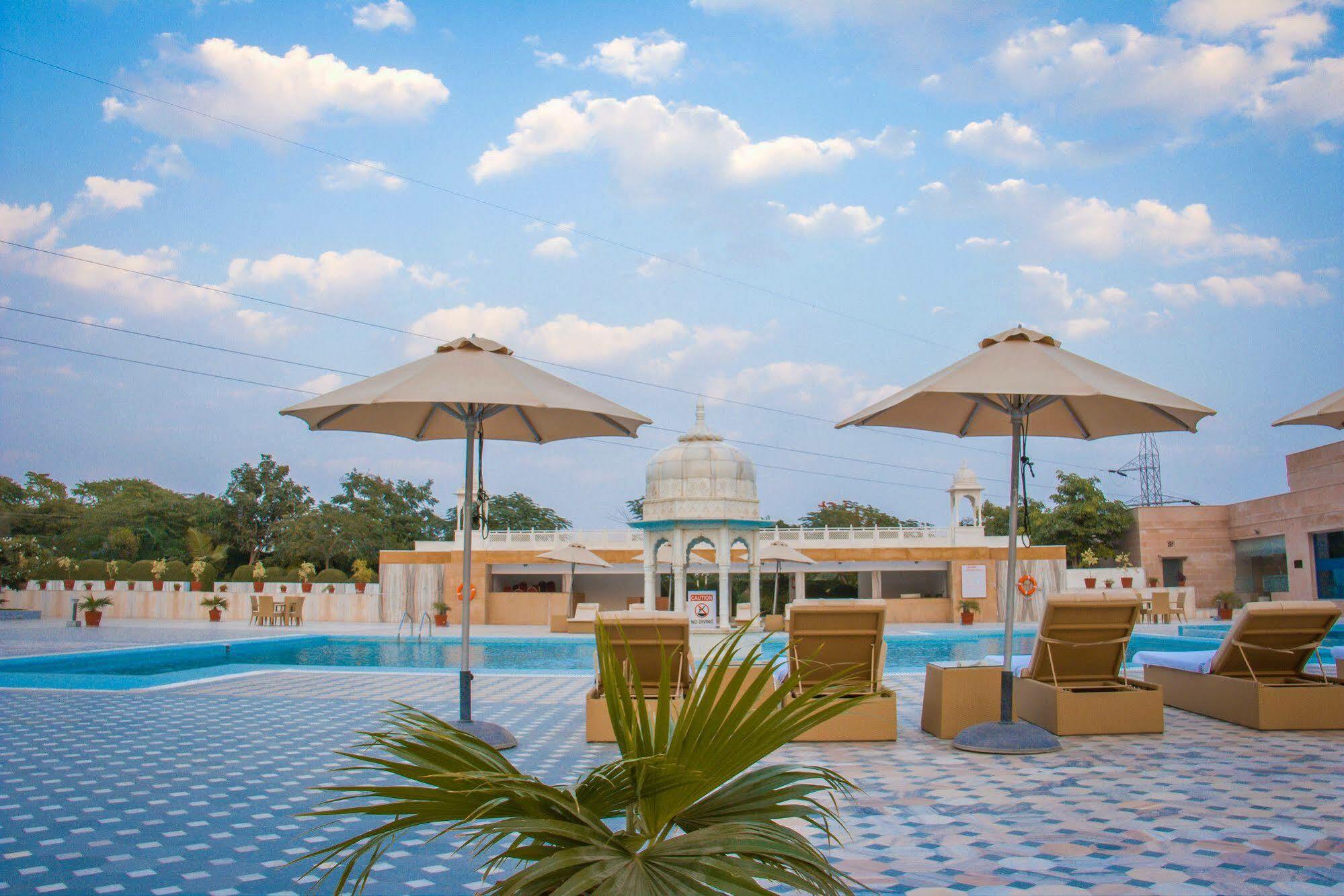 Pratap Mahal Pushkar Ihcl Seleqtion Hotel Exterior photo