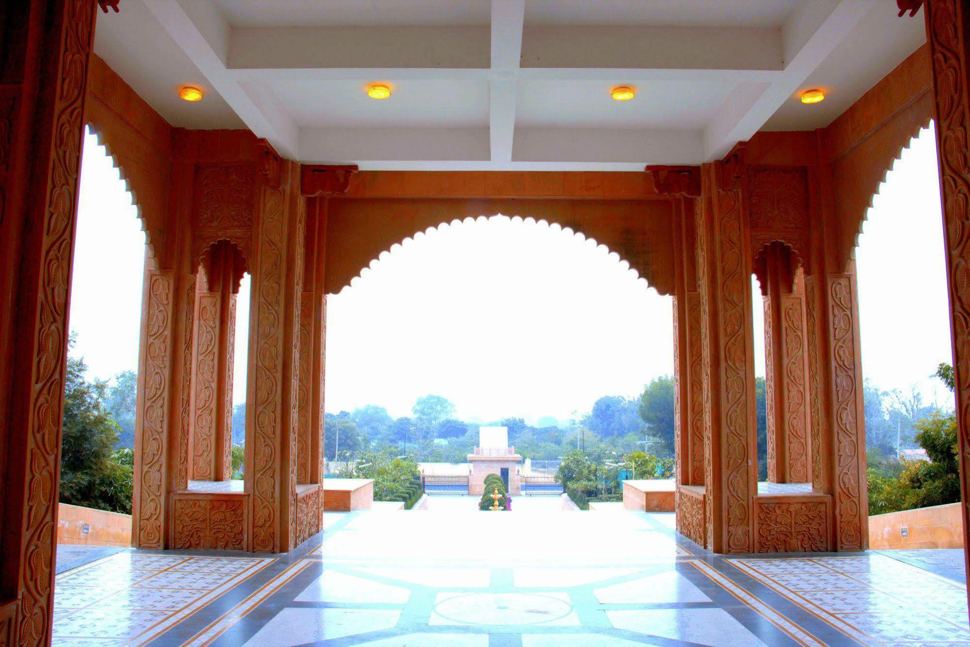 Pratap Mahal Pushkar Ihcl Seleqtion Hotel Exterior photo